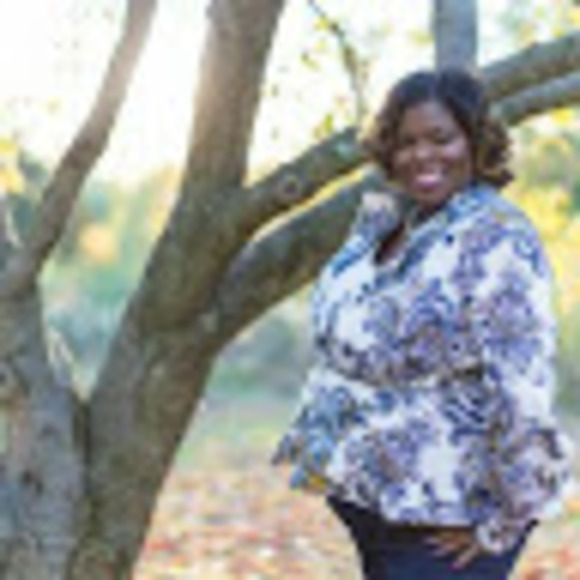 Meet your Posher, R - Picture 1 of 1